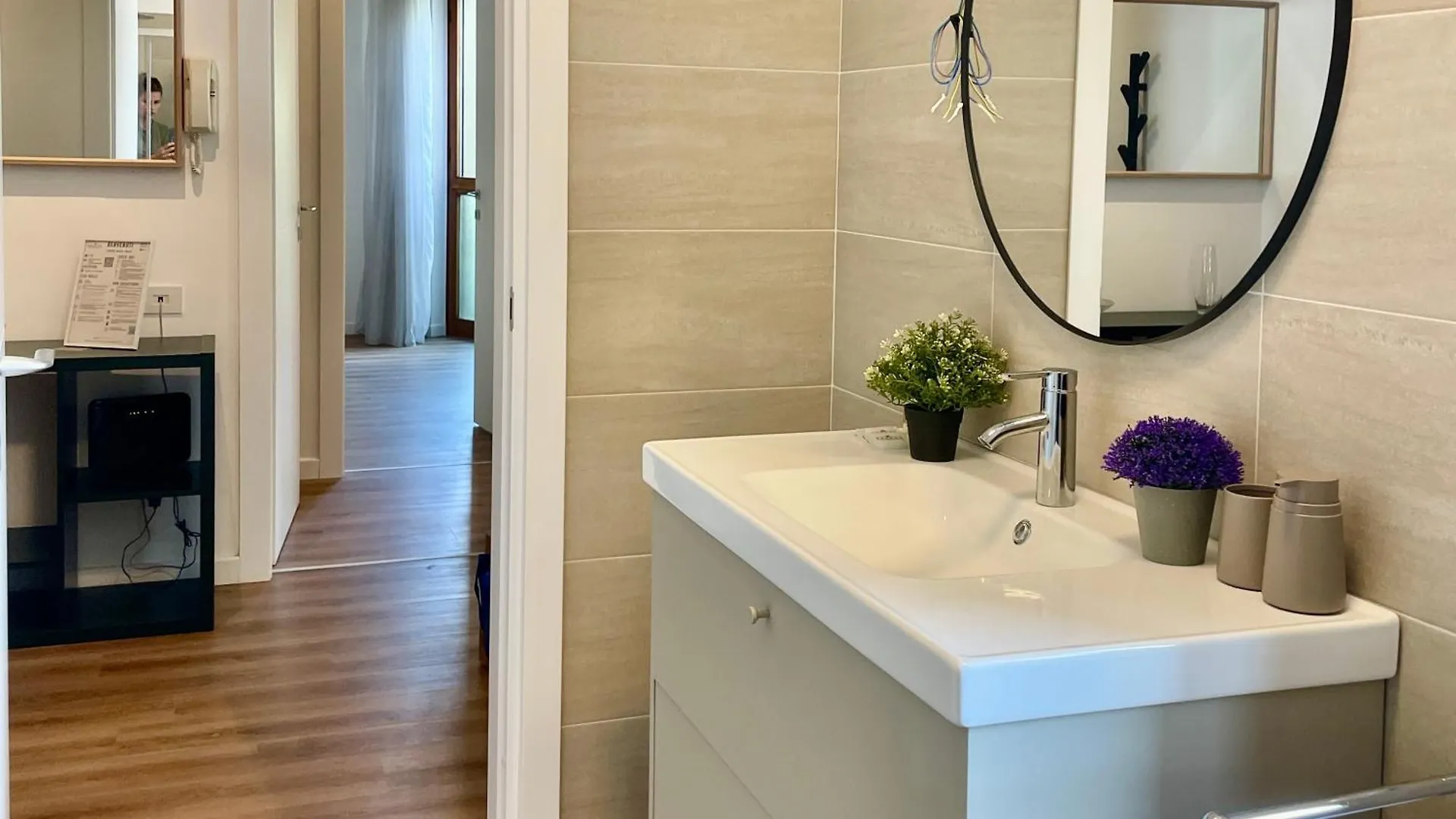 Bnbook Xenia Malpensa Airport Gallarate Italien